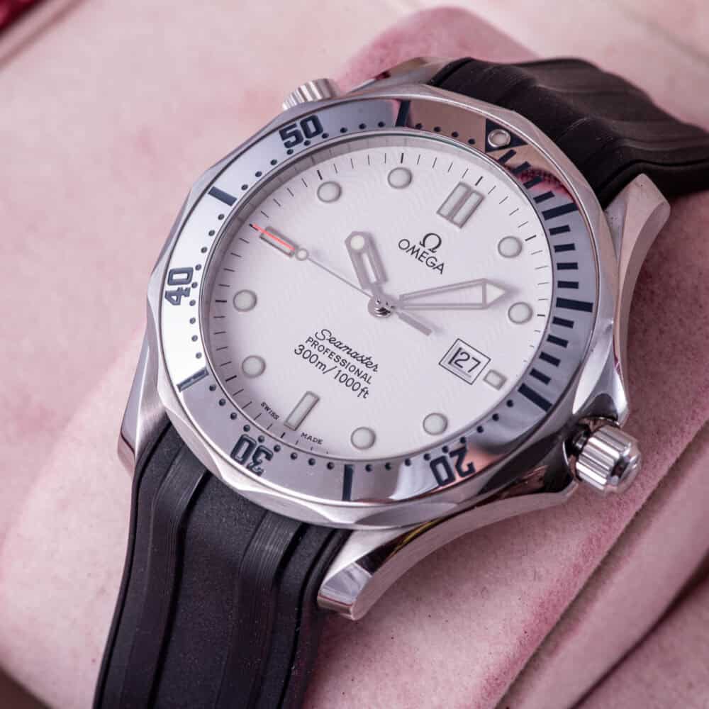 Omega Seamaster White Quartz