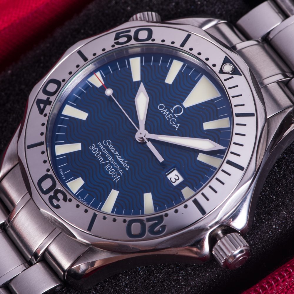 Omega Seamaster Electric Blue