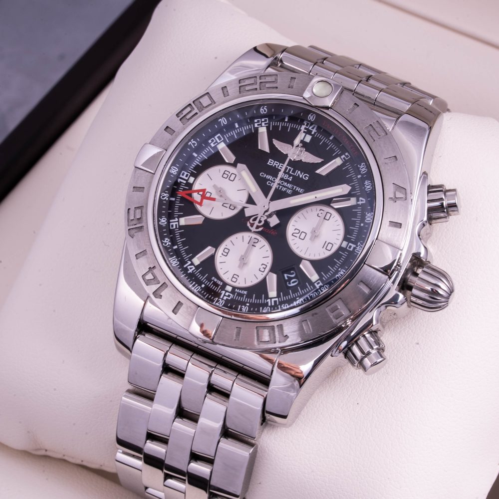 Breitling B04 GMT
